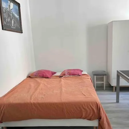 Beautiful & Cosy Studio - Port De Apartment *