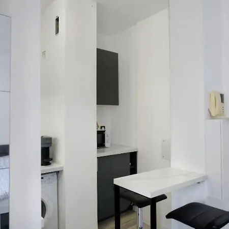 Beautiful & Cosy Studio - Port De Daire